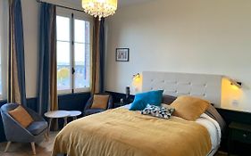 La Chambre De Lucie